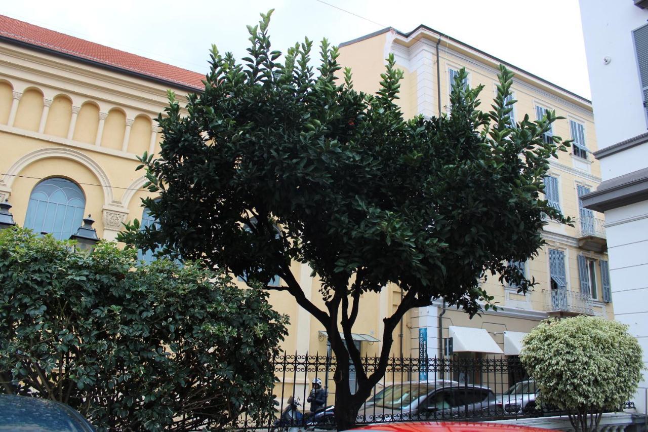 Hotel Milano Санремо Экстерьер фото