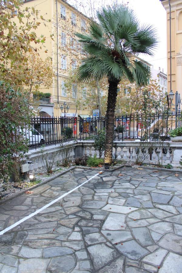 Hotel Milano Санремо Экстерьер фото