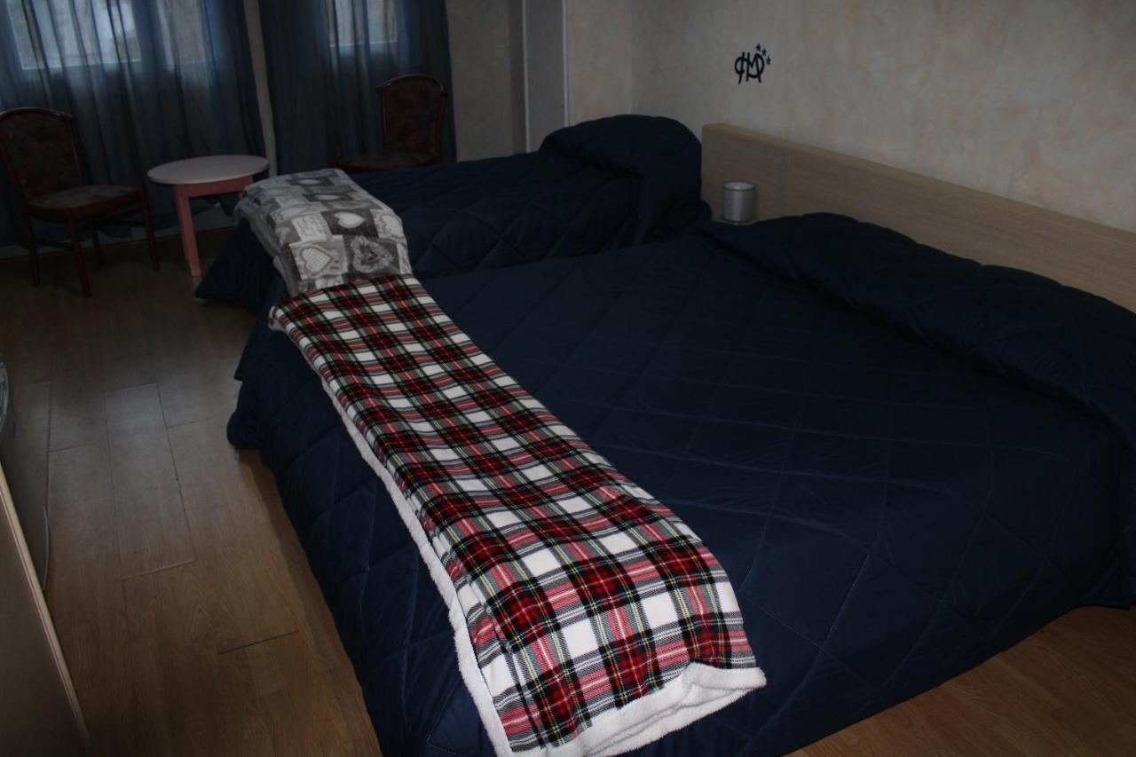 Hotel Milano Санремо Экстерьер фото